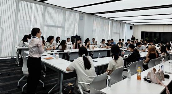 ຢ້ຽມຢາມບໍລິສັດ Quangong ຈໍາກັດແລະຄົ້ນຫາຄວາມລັບຂອງການສ້າງ bricks ອັດສະລິຍະ